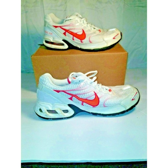 Nike Shoes - Nike Air Womens Size 7.5 Model Torch 4